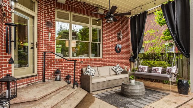 1555 Broadway Street, Indianapolis, IN 46202