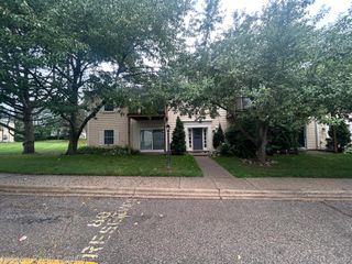 924 Chestnut Hill Drive A, Auburn Hills, MI 48326