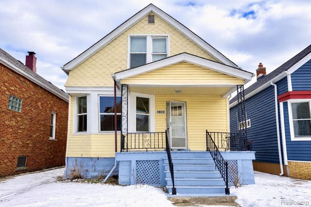 1928 Yemans Street, Hamtramck, MI 48212
