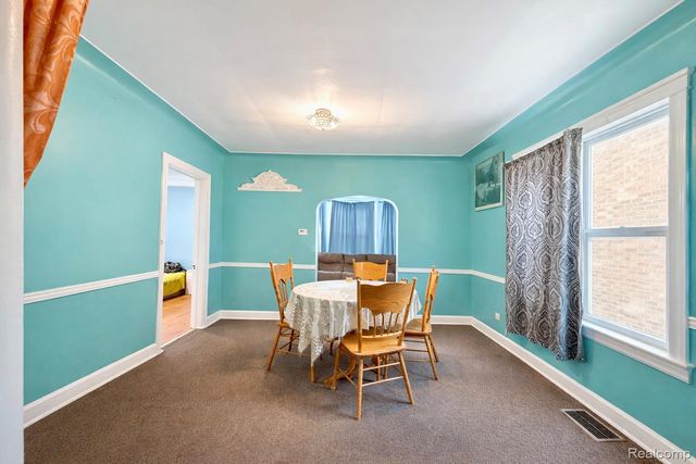 1928 Yemans Street, Hamtramck, MI 48212