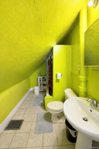 1928 Yemans Street, Hamtramck, MI 48212