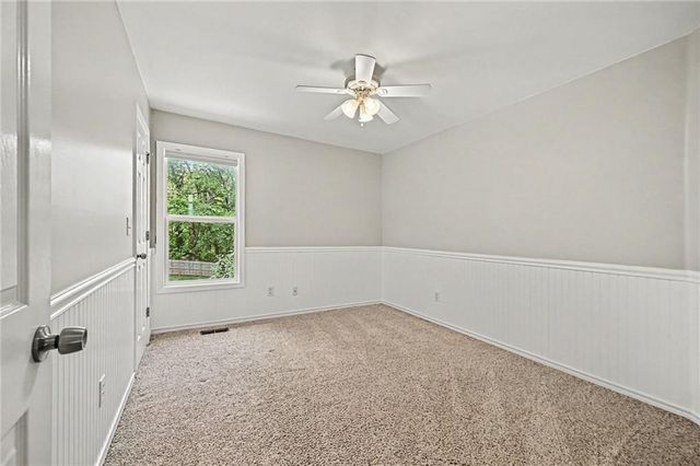 10311 NW 85th Court, Kansas City, MO 64153