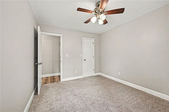 10311 NW 85th Court, Kansas City, MO 64153