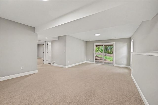10311 NW 85th Court, Kansas City, MO 64153