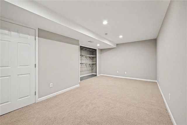 10311 NW 85th Court, Kansas City, MO 64153