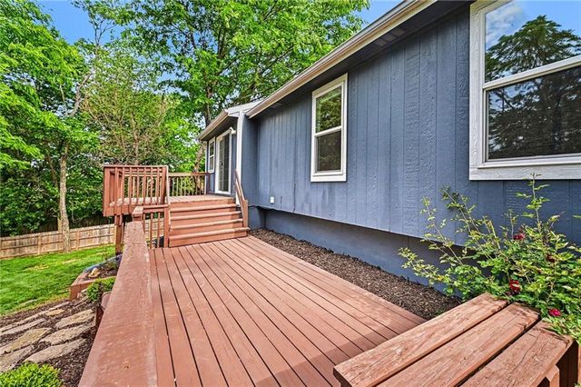 10311 NW 85th Court, Kansas City, MO 64153