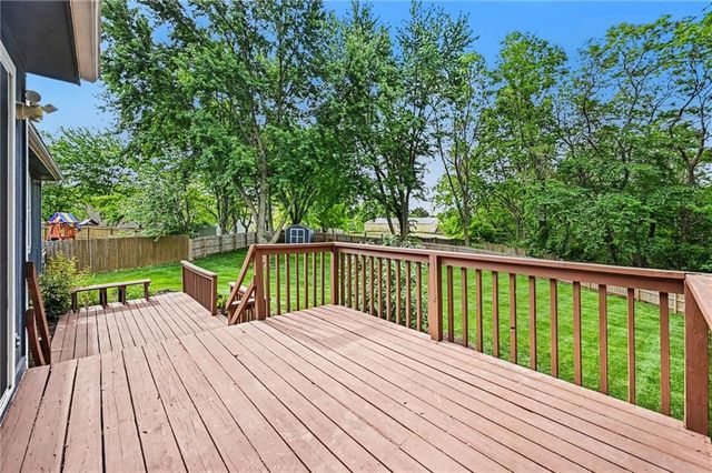 10311 NW 85th Court, Kansas City, MO 64153