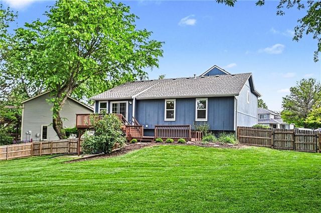 10311 NW 85th Court, Kansas City, MO 64153