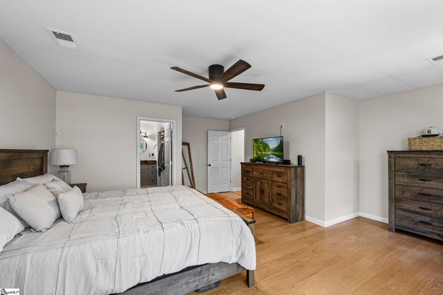 126 Sprouse Lane, Fountain Inn, SC 29644