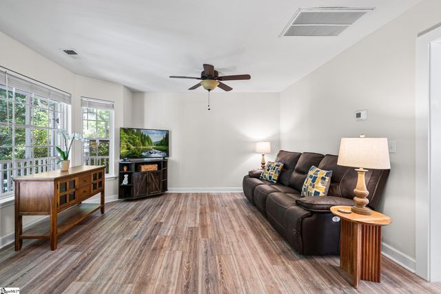 126 Sprouse Lane, Fountain Inn, SC 29644