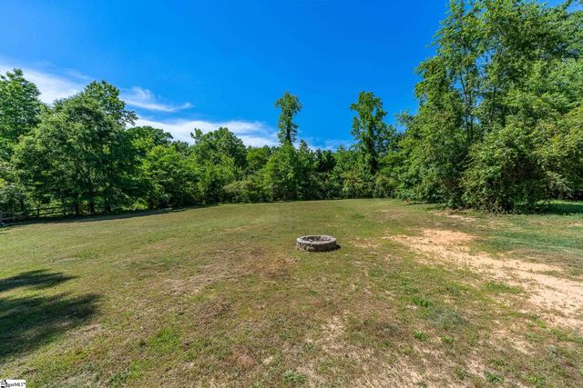 126 Sprouse Lane, Fountain Inn, SC 29644