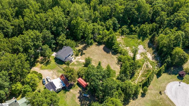 126 Sprouse Lane, Fountain Inn, SC 29644