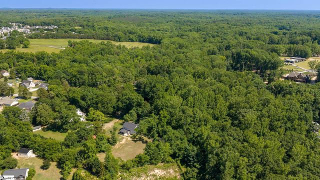 126 Sprouse Lane, Fountain Inn, SC 29644