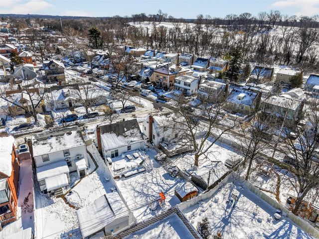 49-54 166th Street, Fresh Meadows, NY 11365