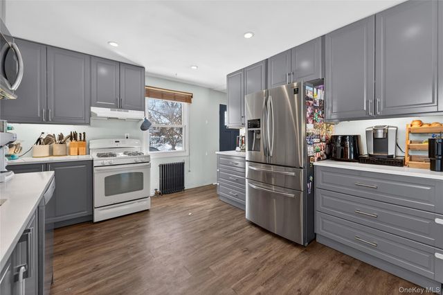 49-54 166th Street, Fresh Meadows, NY 11365