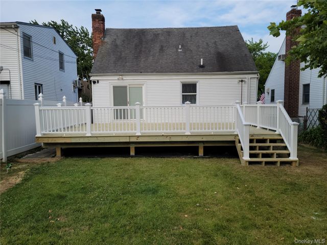 49-54 166th Street, Fresh Meadows, NY 11365