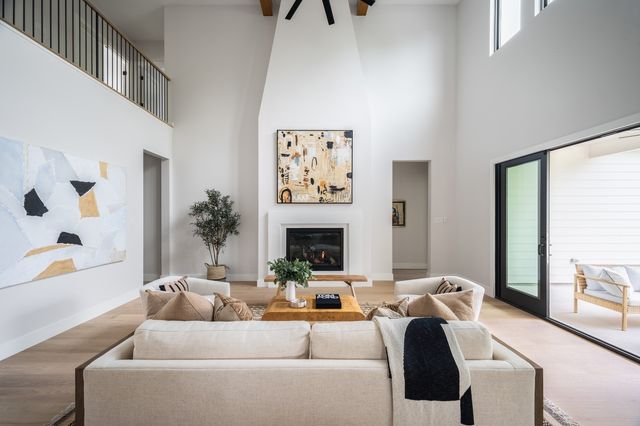 4241 Somerville Avenue, Dallas, TX 75206