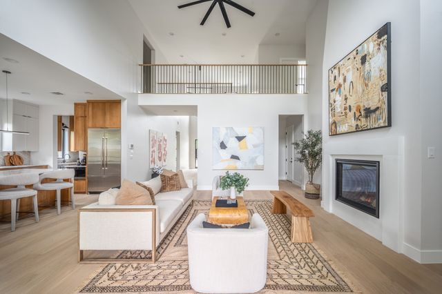 4241 Somerville Avenue, Dallas, TX 75206