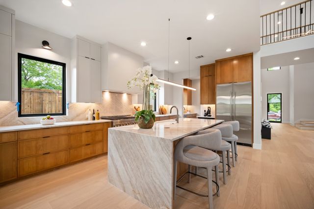 4241 Somerville Avenue, Dallas, TX 75206