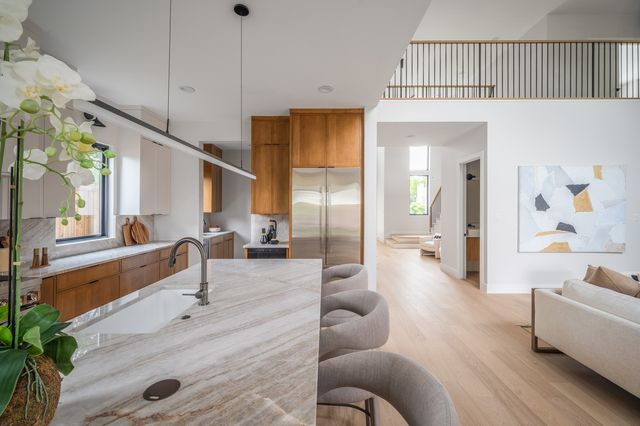 4241 Somerville Avenue, Dallas, TX 75206