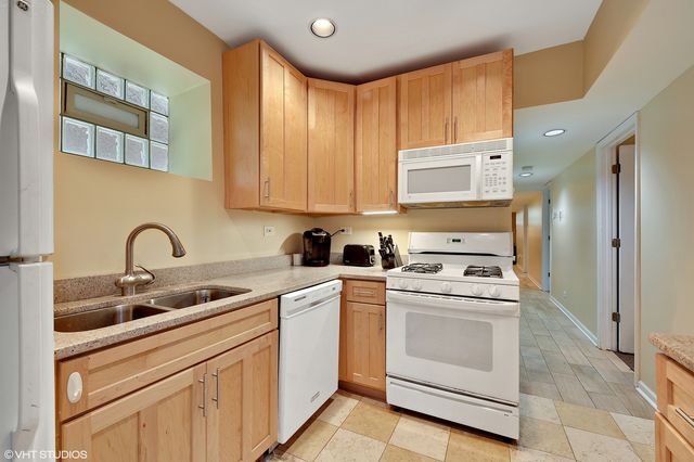1917 N Larrabee Street G, Chicago, IL 60614