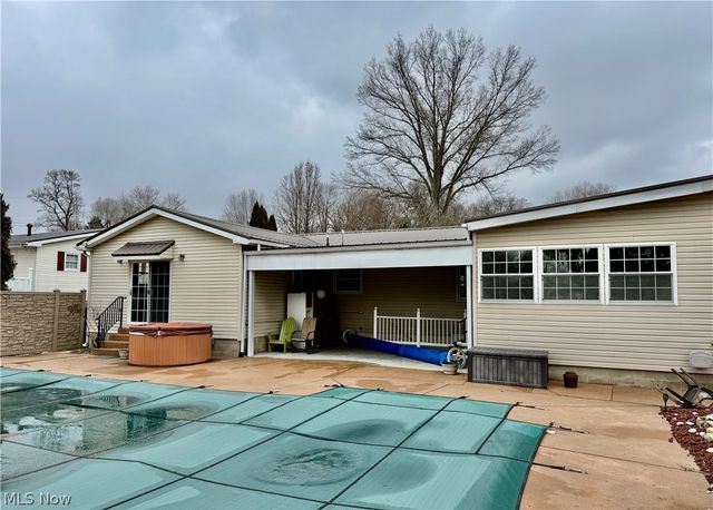 3945 Mill Drive, Zanesville, OH 43701