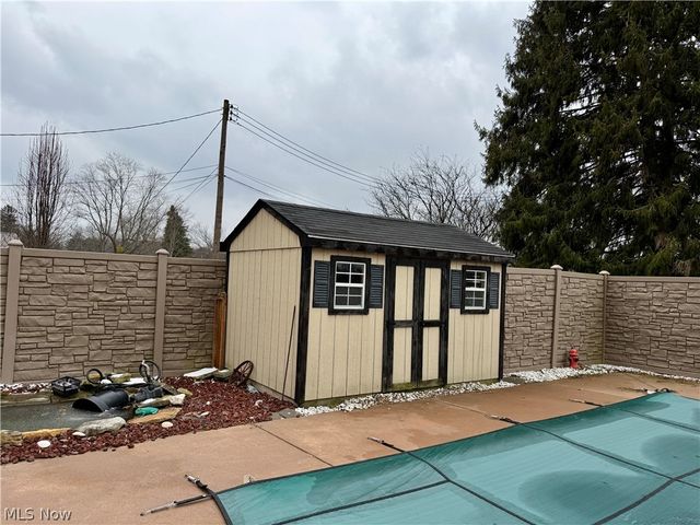 3945 Mill Drive, Zanesville, OH 43701