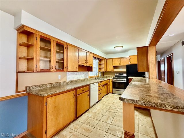 3945 Mill Drive, Zanesville, OH 43701