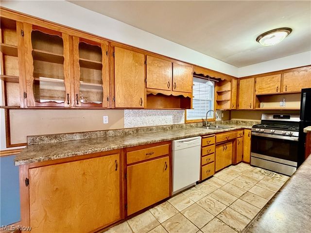 3945 Mill Drive, Zanesville, OH 43701