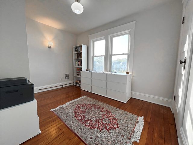 1332 W 10TH Street, Erie, PA 16502