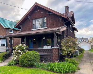 1332 W 10TH Street, Erie, PA 16502