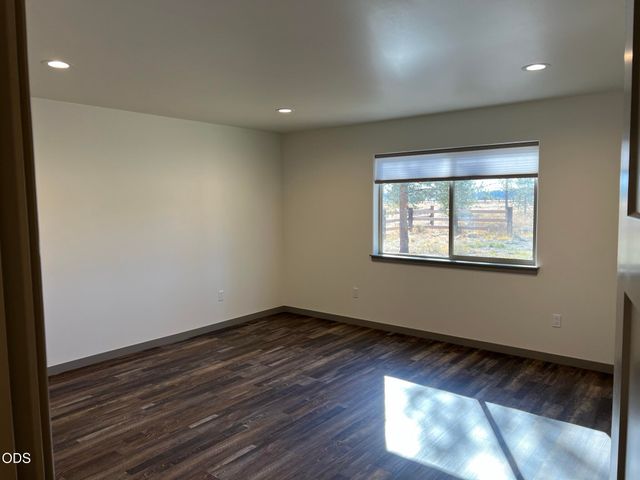 16213 5th Street, La Pine, OR 97739