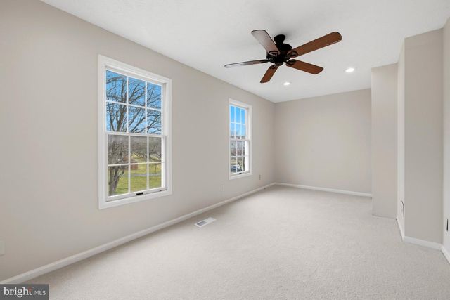 11446 HORSE SOLDIER PL, Beltsville, MD 20705