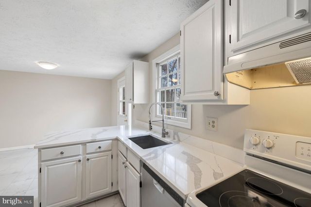 11446 HORSE SOLDIER PL, Beltsville, MD 20705