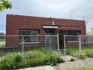 9330 Milner Street, Detroit, MI 48213