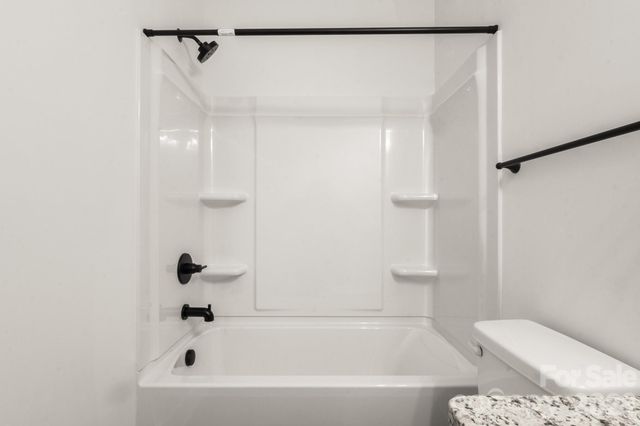 115 Indian Wells Court, Harmony, NC 28634