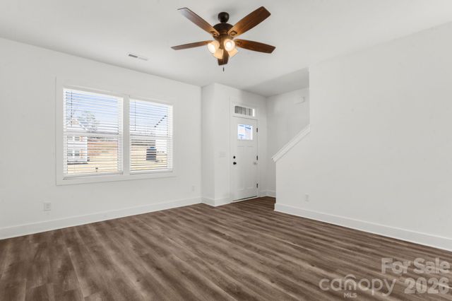 115 Indian Wells Court, Harmony, NC 28634