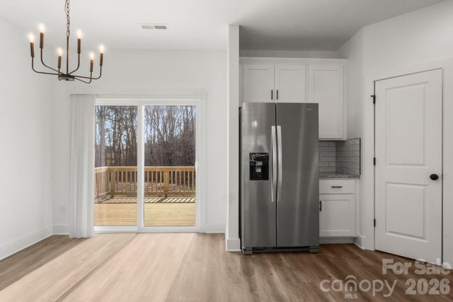 115 Indian Wells Court, Harmony, NC 28634