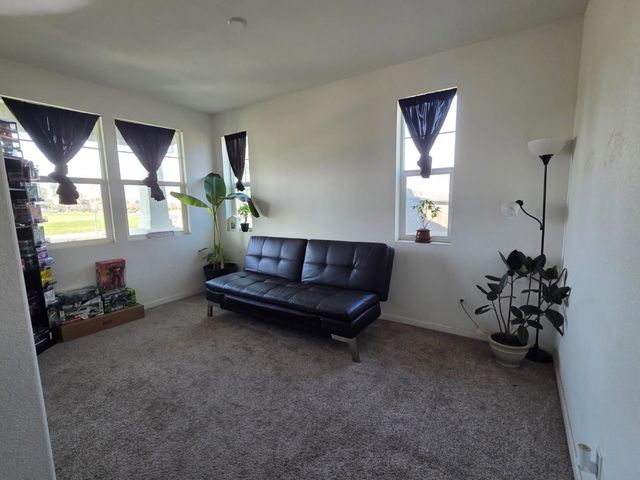 5214 Amaryllis Way, Keyes, CA 95328