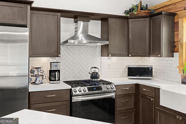 135 Mountain Ridge Drive, Clarkesville, GA 30523