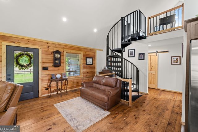 135 Mountain Ridge Drive, Clarkesville, GA 30523