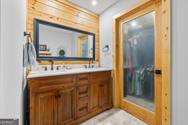 135 Mountain Ridge Drive, Clarkesville, GA 30523