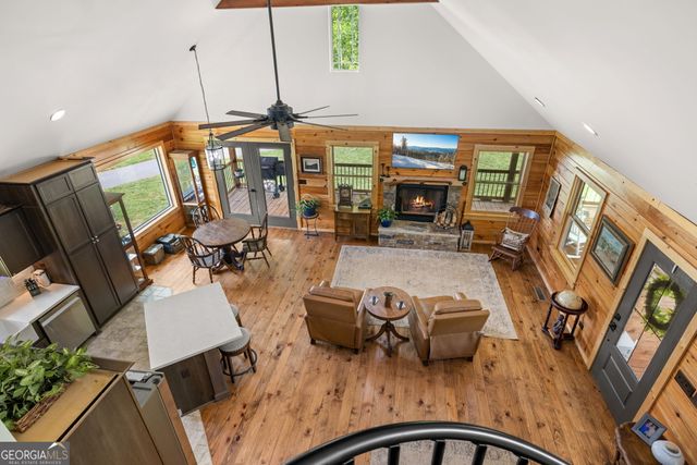 135 Mountain Ridge Drive, Clarkesville, GA 30523