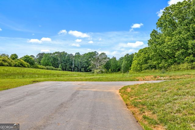 135 Mountain Ridge Drive, Clarkesville, GA 30523