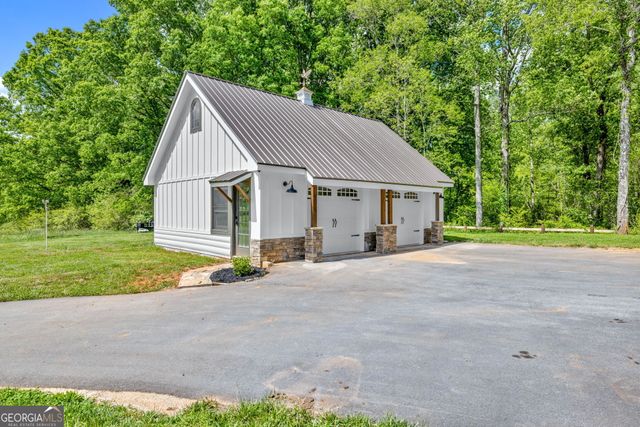 135 Mountain Ridge Drive, Clarkesville, GA 30523