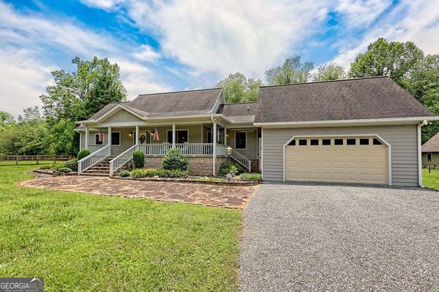 765 River Oaks Drive, Hayesville, NC 28904