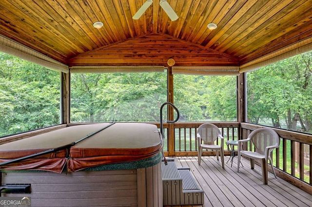 765 River Oaks Drive, Hayesville, NC 28904