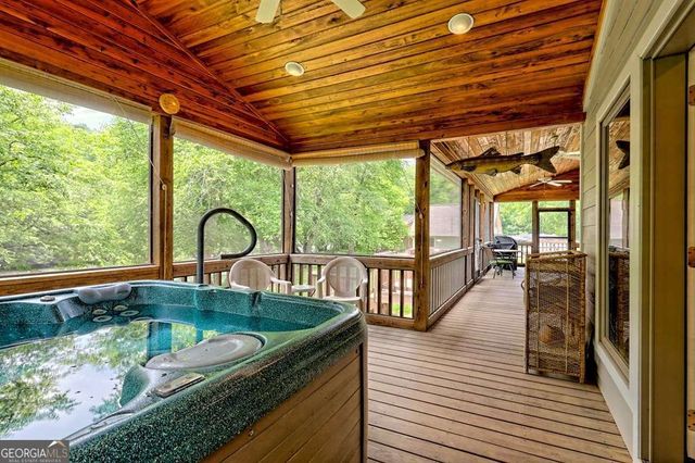 765 River Oaks Drive, Hayesville, NC 28904