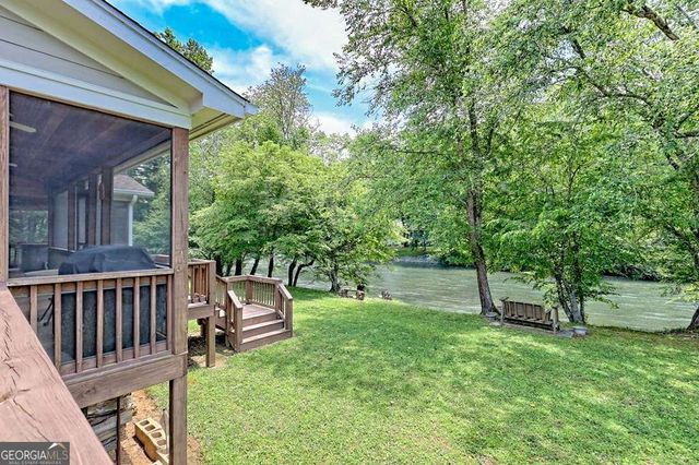 765 River Oaks Drive, Hayesville, NC 28904