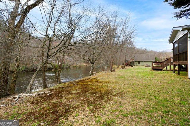 765 River Oaks Drive, Hayesville, NC 28904